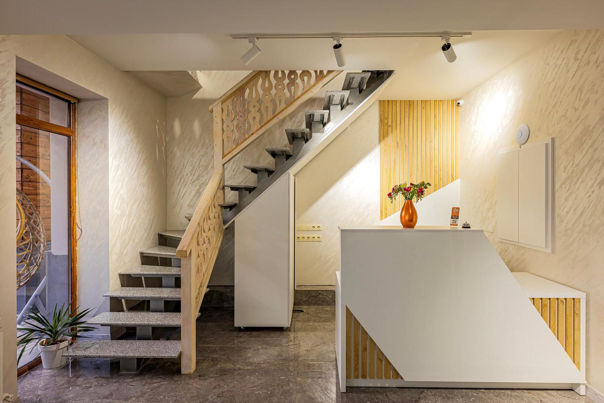 Taniqinn Dilijan Hotel Luaran gambar