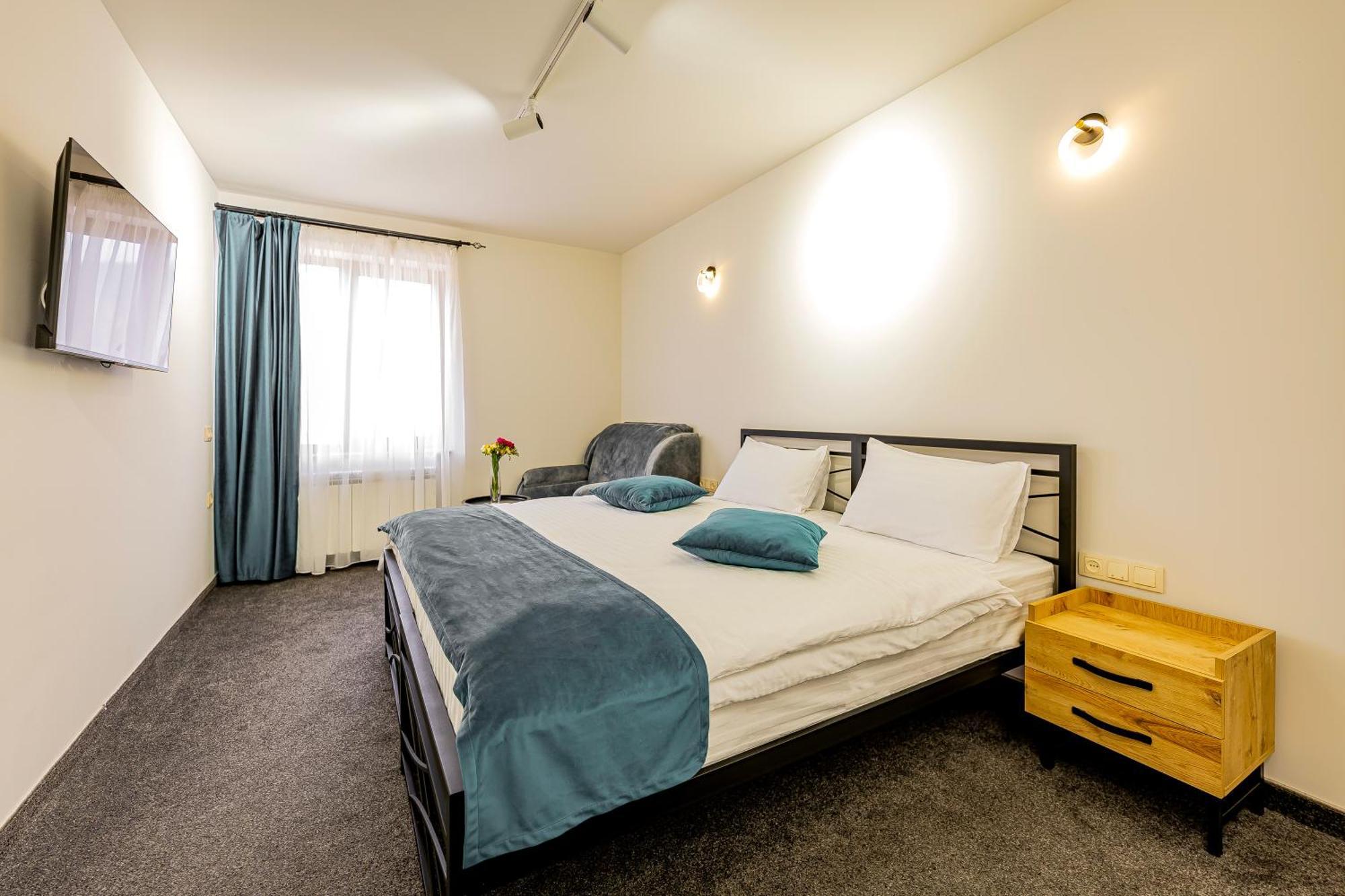 Taniqinn Dilijan Hotel Luaran gambar