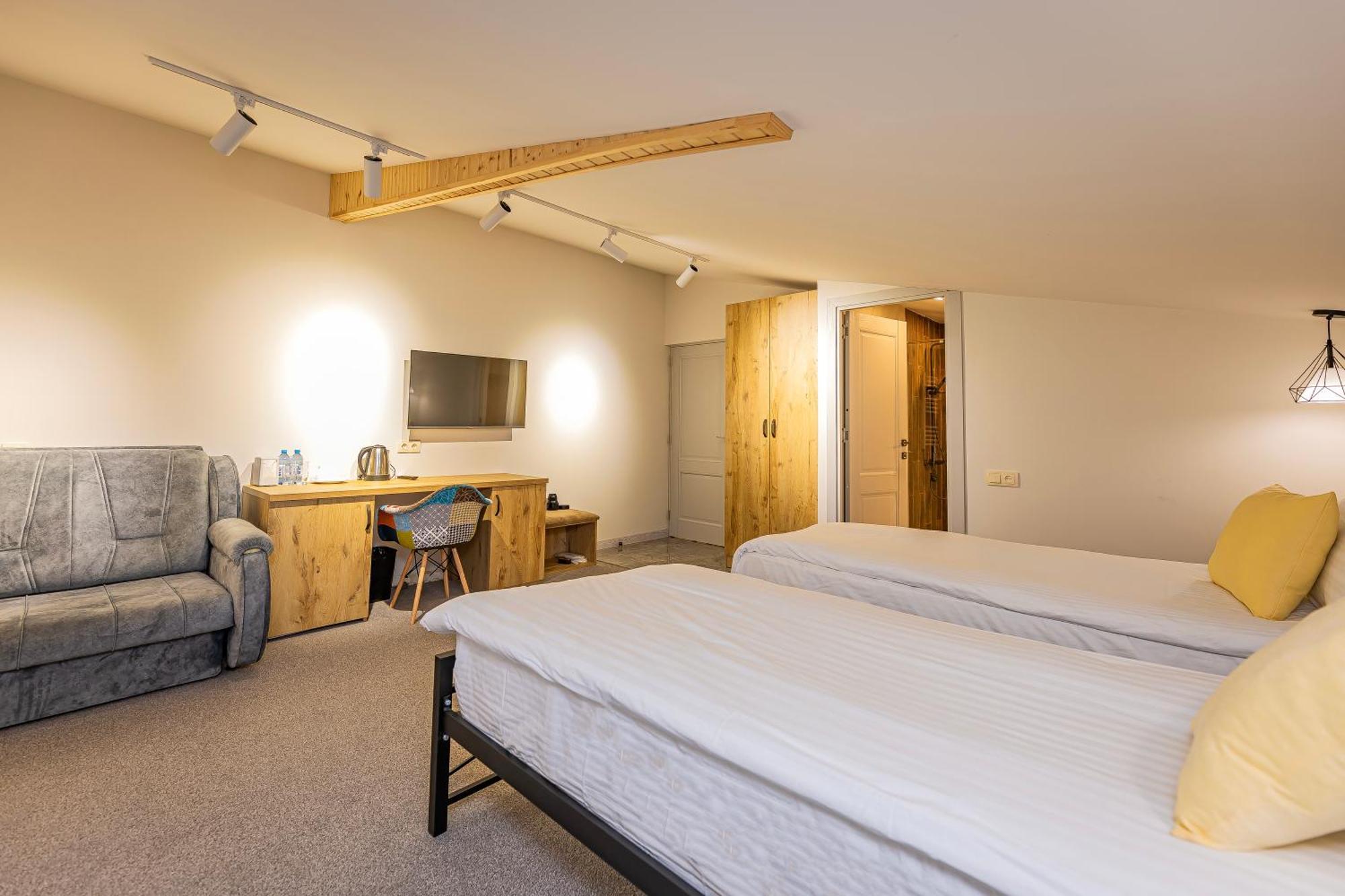 Taniqinn Dilijan Hotel Luaran gambar
