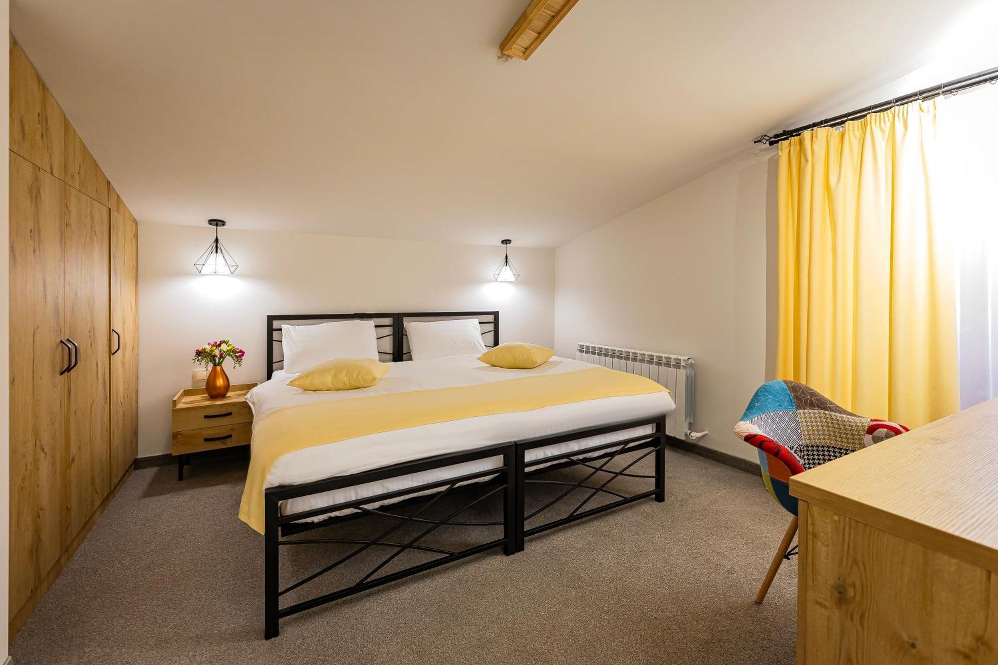Taniqinn Dilijan Hotel Luaran gambar