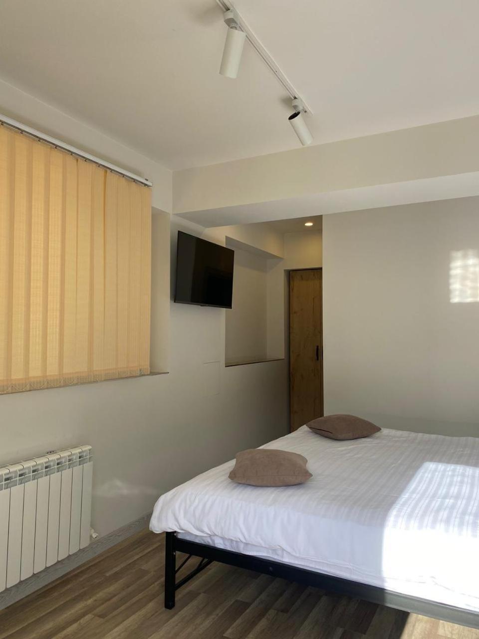 Taniqinn Dilijan Hotel Luaran gambar
