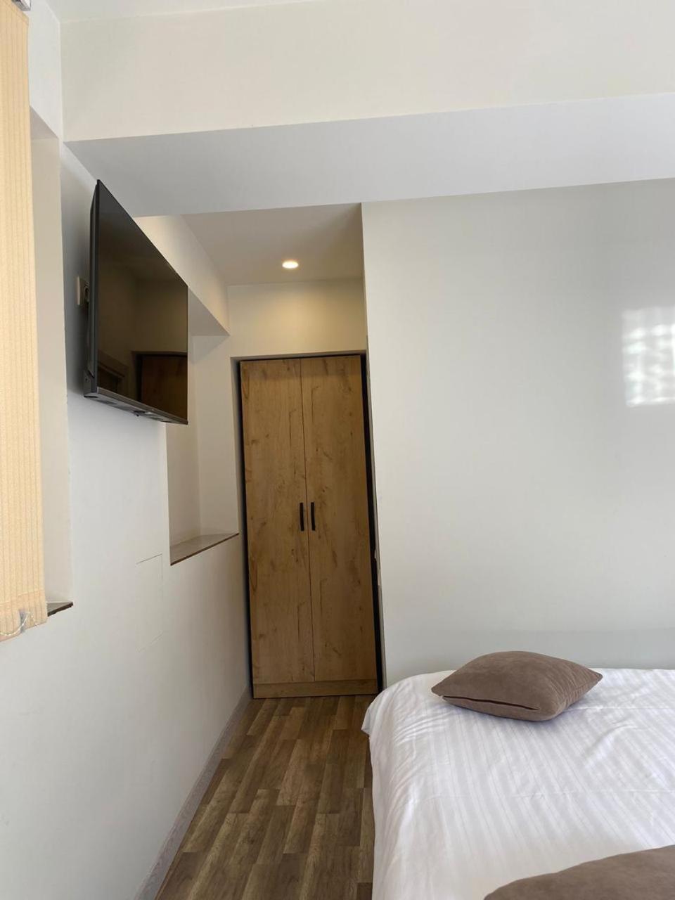 Taniqinn Dilijan Hotel Luaran gambar